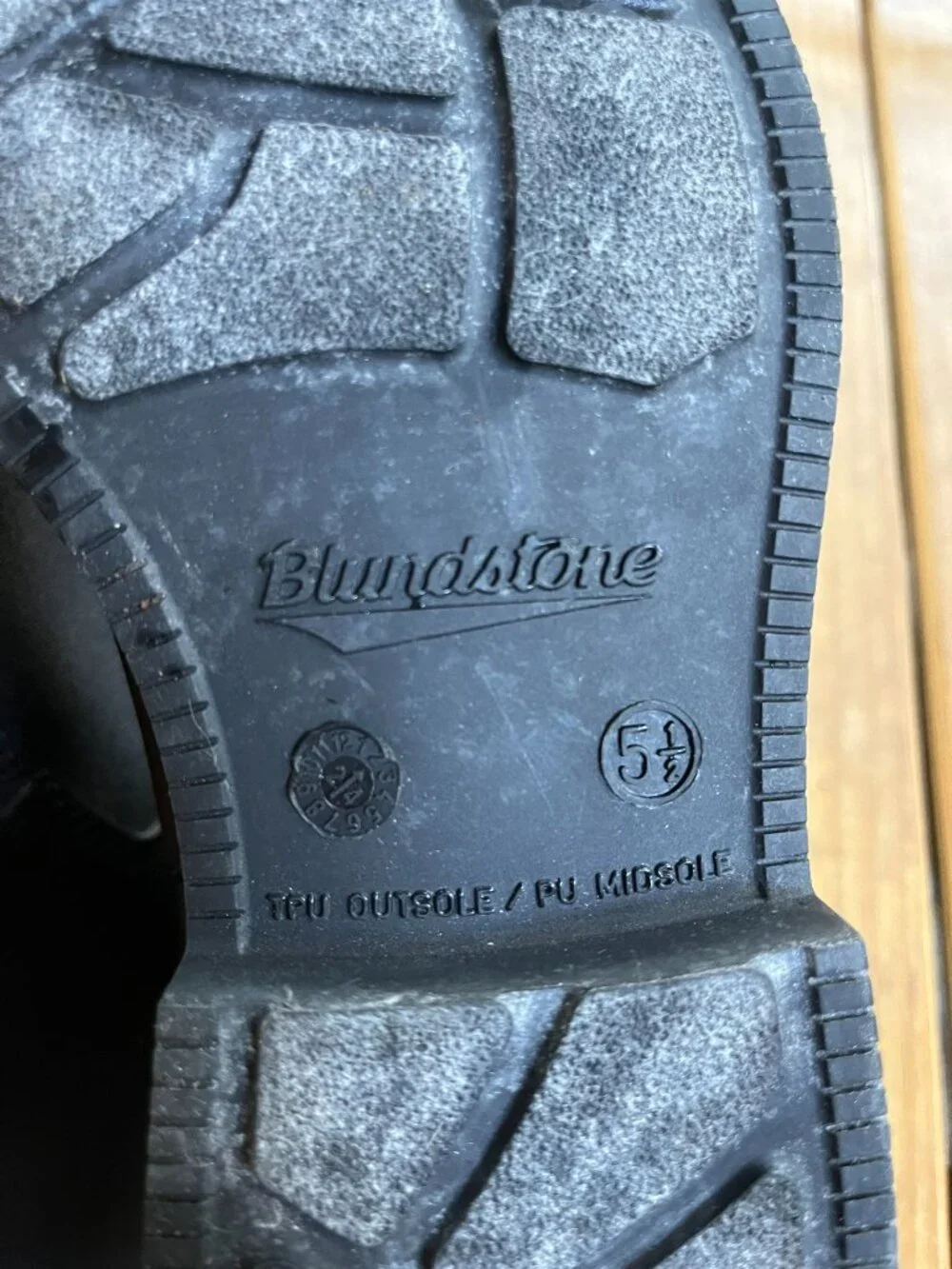 Classic Blundstone Chelsea Boot Black Square Toe